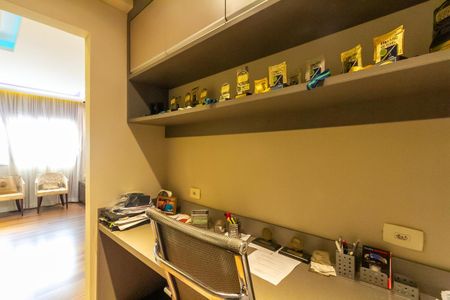 Apartamento à venda com 420m², 4 quartos e 5 vagasEscritório