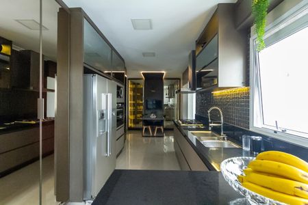 Apartamento à venda com 420m², 4 quartos e 5 vagasCozinha