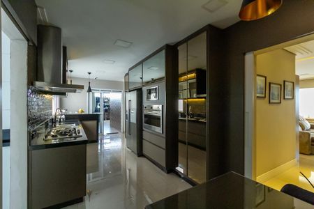 Apartamento à venda com 420m², 4 quartos e 5 vagasCozinha