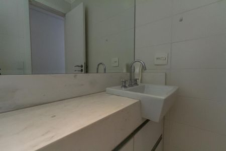 Apartamento à venda com 420m², 4 quartos e 5 vagasBanheiro da Suíte 1