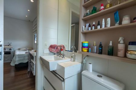 Apartamento à venda com 420m², 4 quartos e 5 vagasBanheiro da Suíte 2