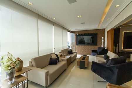 Apartamento à venda com 420m², 4 quartos e 5 vagasVaranda da Sala