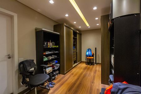 Apartamento à venda com 420m², 4 quartos e 5 vagasCloset da Suíte 4