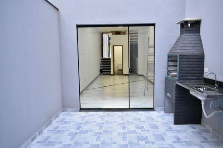 Casa à venda com 160m², 3 quartos e 2 vagas Casa à venda com 160m², 3 quartos e 2 vagasArea gourmet