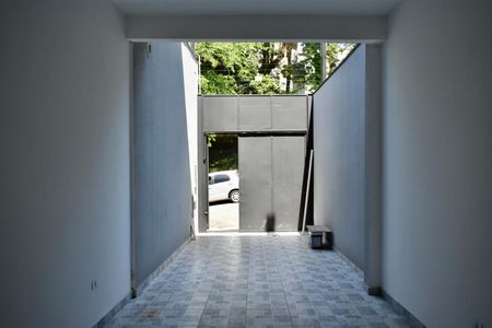 Casa à venda com 160m², 3 quartos e 2 vagas Casa à venda com 160m², 3 quartos e 2 vagasGaragem