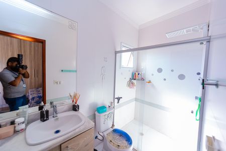 Casa à venda com 155m², 3 quartos e 2 vagasBanheiro do Quarto 1