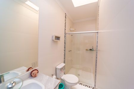 Casa à venda com 155m², 3 quartos e 2 vagasBanheiro do Quarto 2