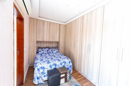 Casa à venda com 155m², 3 quartos e 2 vagasQuarto 1