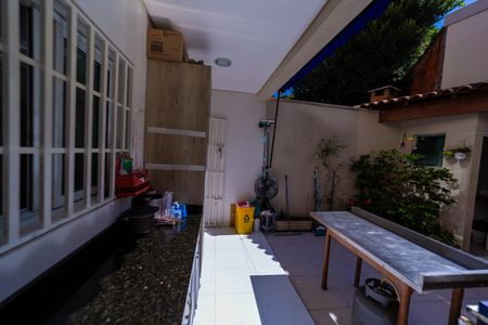 Casa à venda com 155m², 3 quartos e 2 vagasÁrea de Serviço