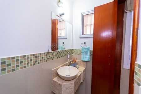 Casa à venda com 155m², 3 quartos e 2 vagasLavabo