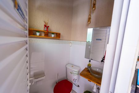 Casa à venda com 155m², 3 quartos e 2 vagasLavabo 2