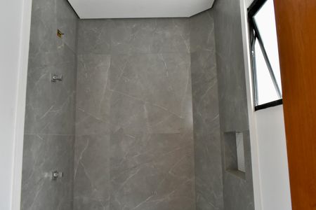 Casa à venda com 160m², 3 quartos e 2 vagasBanheiro da Suíte 1