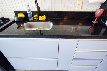 Apartamento para alugar com 159m², 3 quartos e 2 vagas Apartamento para alugar com 159m², 3 quartos e 2 vagasCozinha e Área de Serviço