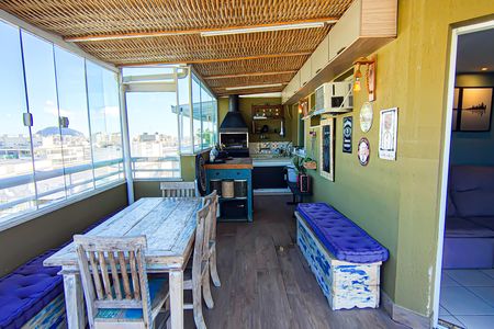 Apartamento para alugar com 159m², 3 quartos e 2 vagas Apartamento para alugar com 159m², 3 quartos e 2 vagasCobertura