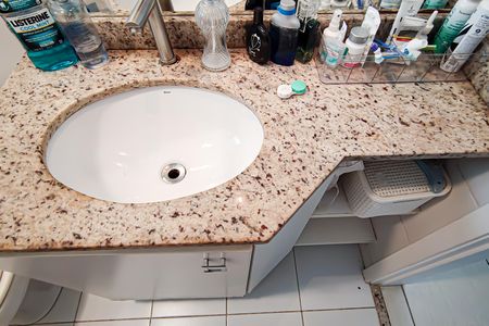 Apartamento para alugar com 159m², 3 quartos e 2 vagas Apartamento para alugar com 159m², 3 quartos e 2 vagasBanheiro 2