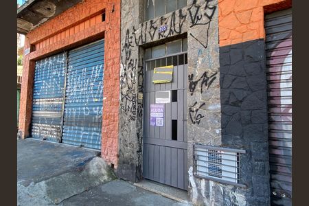 Apartamento à venda com 102m², 3 quartos e sem vaga Apartamento à venda com 102m², 3 quartos e sem vagaFachada