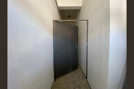 Apartamento à venda com 102m², 3 quartos e sem vaga Apartamento à venda com 102m², 3 quartos e sem vagaEntrada