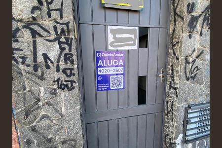 Apartamento à venda com 102m², 3 quartos e sem vaga Apartamento à venda com 102m², 3 quartos e sem vagaPlaca