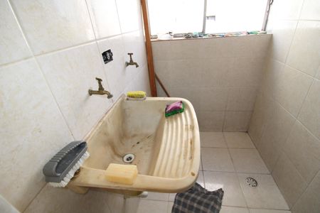 Apartamento para alugar com 60m², 2 quartos e 1 vagaÁrea de Serviço