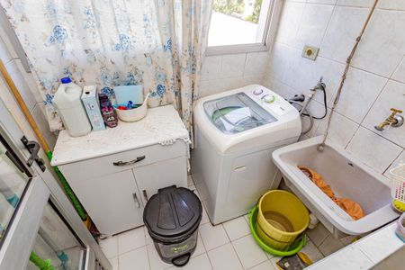 Apartamento para alugar com 58m², 3 quartos e 1 vagaÁrea de Serviço