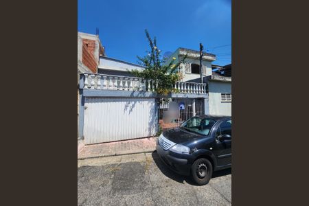 Casa à venda com 62m², 2 quartos e 2 vagas Casa à venda com 62m², 2 quartos e 2 vagasFachada