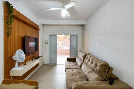 Casa para alugar com 120m², 2 quartos e 3 vagas Casa para alugar com 120m², 2 quartos e 3 vagasSala