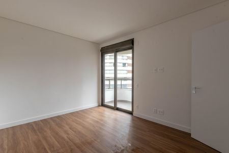 Apartamento à venda com 116m², 3 quartos e 2 vagas Apartamento à venda com 116m², 3 quartos e 2 vagasQuarto 3