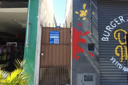 Casa para alugar com 39m², 1 quarto e sem vagaPlaquinha