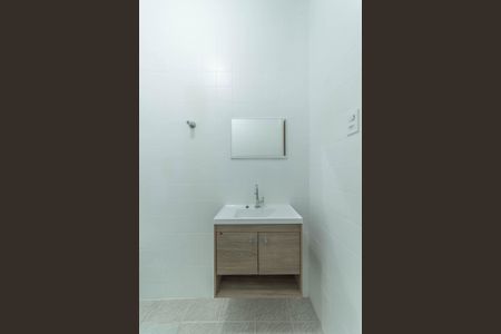 Casa para alugar com 39m², 1 quarto e sem vaga Casa para alugar com 39m², 1 quarto e sem vagaBanheiro