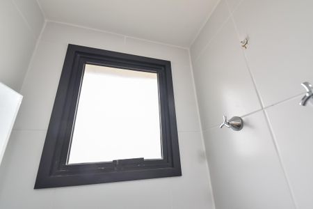 Apartamento para alugar com 70m², 3 quartos e 1 vaga Apartamento para alugar com 70m², 3 quartos e 1 vagaBanheiro da suíte