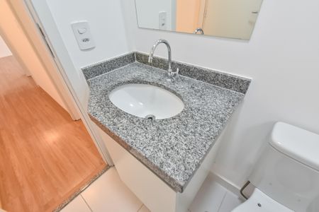 Apartamento para alugar com 70m², 3 quartos e 1 vaga Apartamento para alugar com 70m², 3 quartos e 1 vagaBanheiro