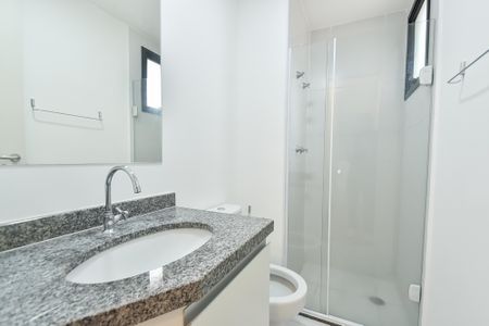 Apartamento para alugar com 70m², 3 quartos e 1 vaga Apartamento para alugar com 70m², 3 quartos e 1 vagaBanheiro