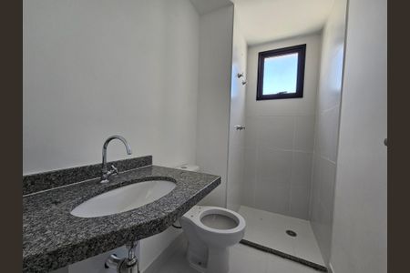 Apartamento para alugar com 70m², 3 quartos e 1 vaga Apartamento para alugar com 70m², 3 quartos e 1 vagaBanheiro da Suíte
