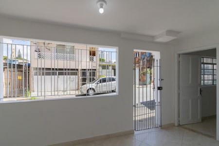 Casa para alugar com 110m², 2 quartos e 1 vaga Casa para alugar com 110m², 2 quartos e 1 vagaÁrea de Serviço