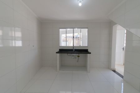 Casa para alugar com 110m², 2 quartos e 1 vaga Casa para alugar com 110m², 2 quartos e 1 vagaCozinha