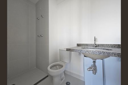 Apartamento para alugar com 50m², 2 quartos e 2 vagas Apartamento para alugar com 50m², 2 quartos e 2 vagasBanheiro