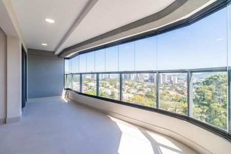 Apartamento à venda com 123m², 3 quartos e 2 vagas Apartamento à venda com 123m², 3 quartos e 2 vagasVaranda da Sala