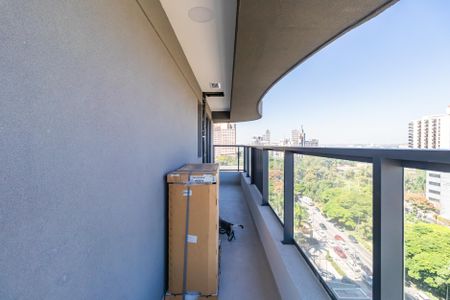 Apartamento à venda com 123m², 3 quartos e 2 vagas Apartamento à venda com 123m², 3 quartos e 2 vagasVaranda