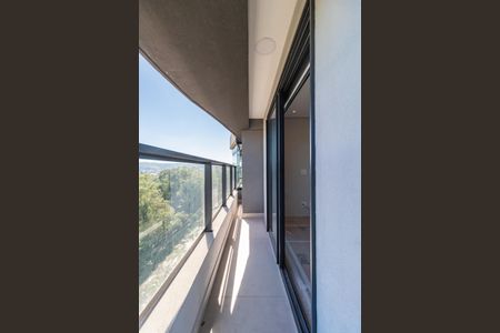 Apartamento à venda com 123m², 3 quartos e 2 vagas Apartamento à venda com 123m², 3 quartos e 2 vagasVaranda