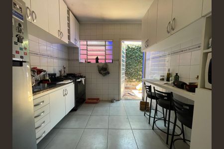 Casa à venda com 140m², 3 quartos e 2 vagasCozinha