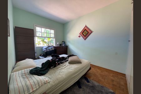 Casa à venda com 140m², 3 quartos e 2 vagasQuarto