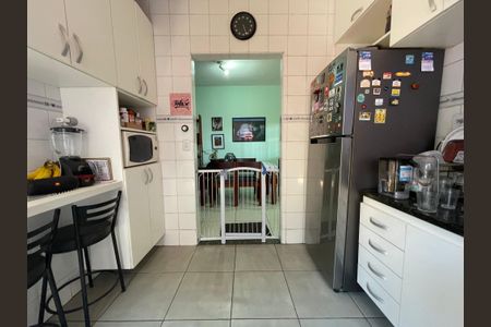 Casa à venda com 140m², 3 quartos e 2 vagasCozinha