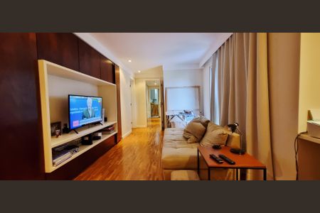 Apartamento à venda com 226m², 3 quartos e 4 vagasEscritório