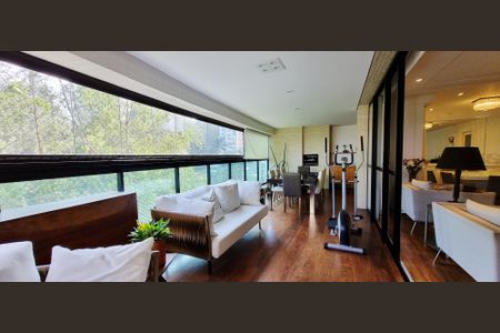 Apartamento à venda com 226m², 3 quartos e 4 vagasVaranda da Sala
