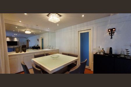 Apartamento à venda com 226m², 3 quartos e 4 vagasSala de Jantar