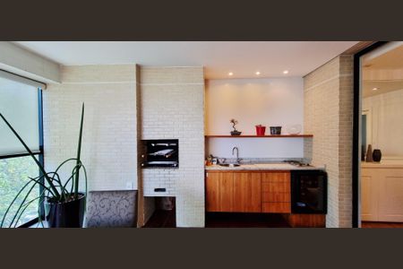 Apartamento à venda com 226m², 3 quartos e 4 vagasVaranda da Sala