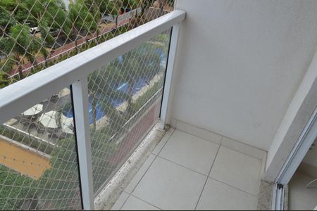 Apartamento para alugar com 54m², 2 quartos e 1 vagaVaranda