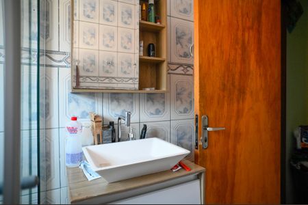 Casa à venda com 261m², 2 quartos e 2 vagas Casa à venda com 261m², 2 quartos e 2 vagasBanheiro