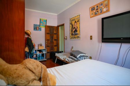 Casa à venda com 261m², 2 quartos e 2 vagas Casa à venda com 261m², 2 quartos e 2 vagasQuarto 1