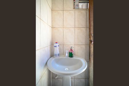 Casa à venda com 261m², 2 quartos e 2 vagas Casa à venda com 261m², 2 quartos e 2 vagasBanheiro de Serviço